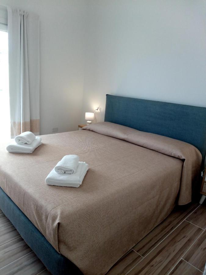 Flamingo Guest House- Rooms 奧爾比亞 外观 照片